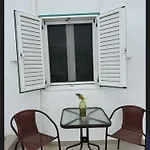 아파트 Styilel Milos 2 *