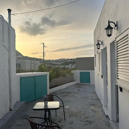 Lägenhet Styilel Milos 2 Triovasálos