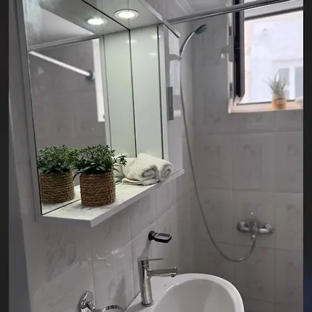 公寓 Styilel Milos 2 Triovasálos